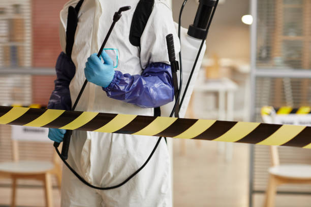 Professional Trauma Scene Cleanup technician working in Lakeview, OR